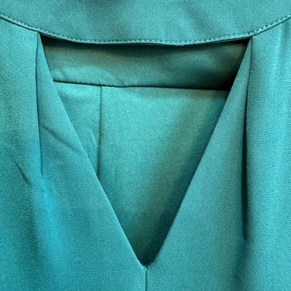 Express Emerald Green Holiday Dress Sz M Sheer Sleeves Triangle Keyhole Autumn - Picture 9 of 14